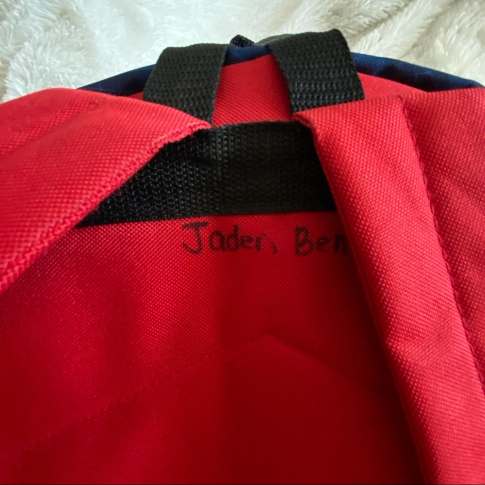 Spider-Man Backpack - Picture 5 of 8